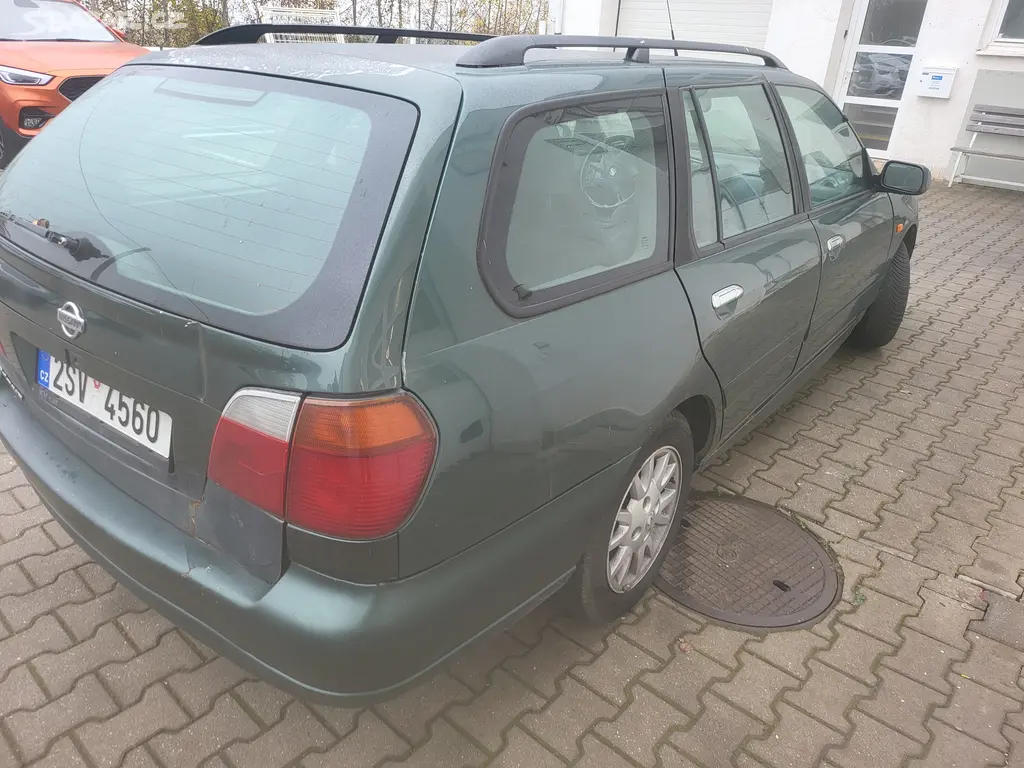 Nissan Primera 1,8 benzin